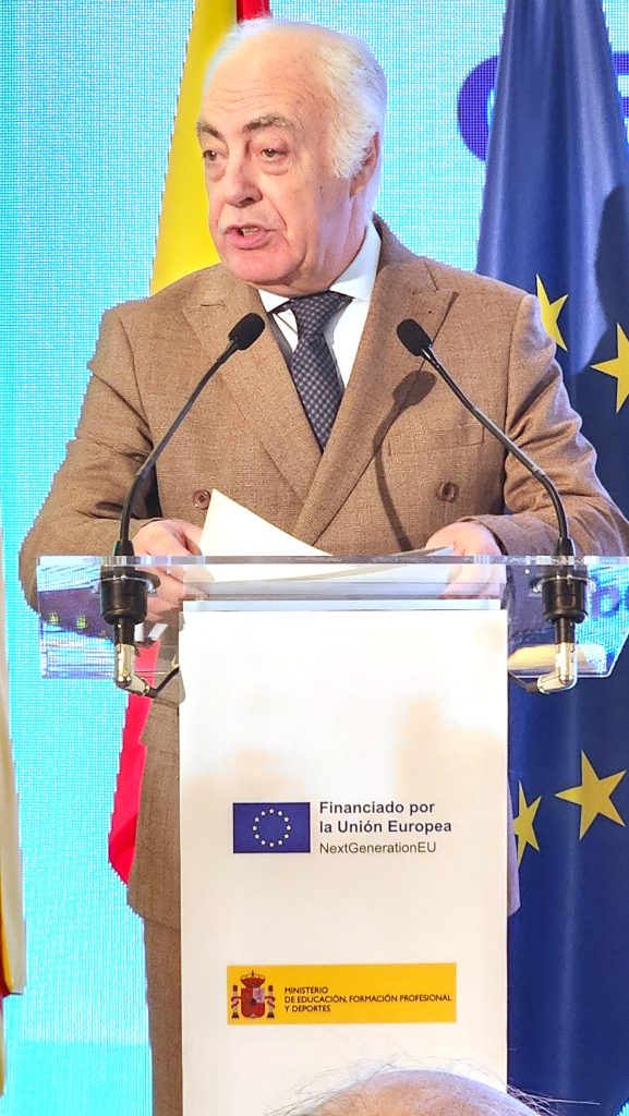 20251212_110129-1-577x1024